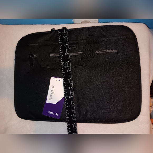 NWT Targus Slipskin TSS932-91 Carrying Case Sleeve with Handle - Picture 5 of 8
